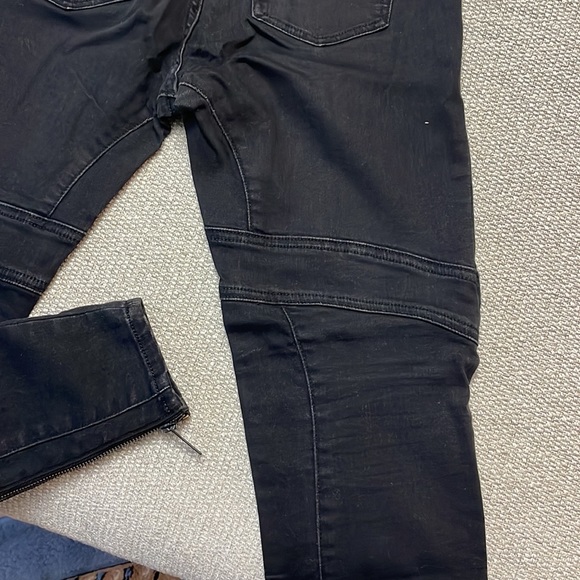 Burberry Brit skinny low-rise washed black jeans - Picture 8 of 12